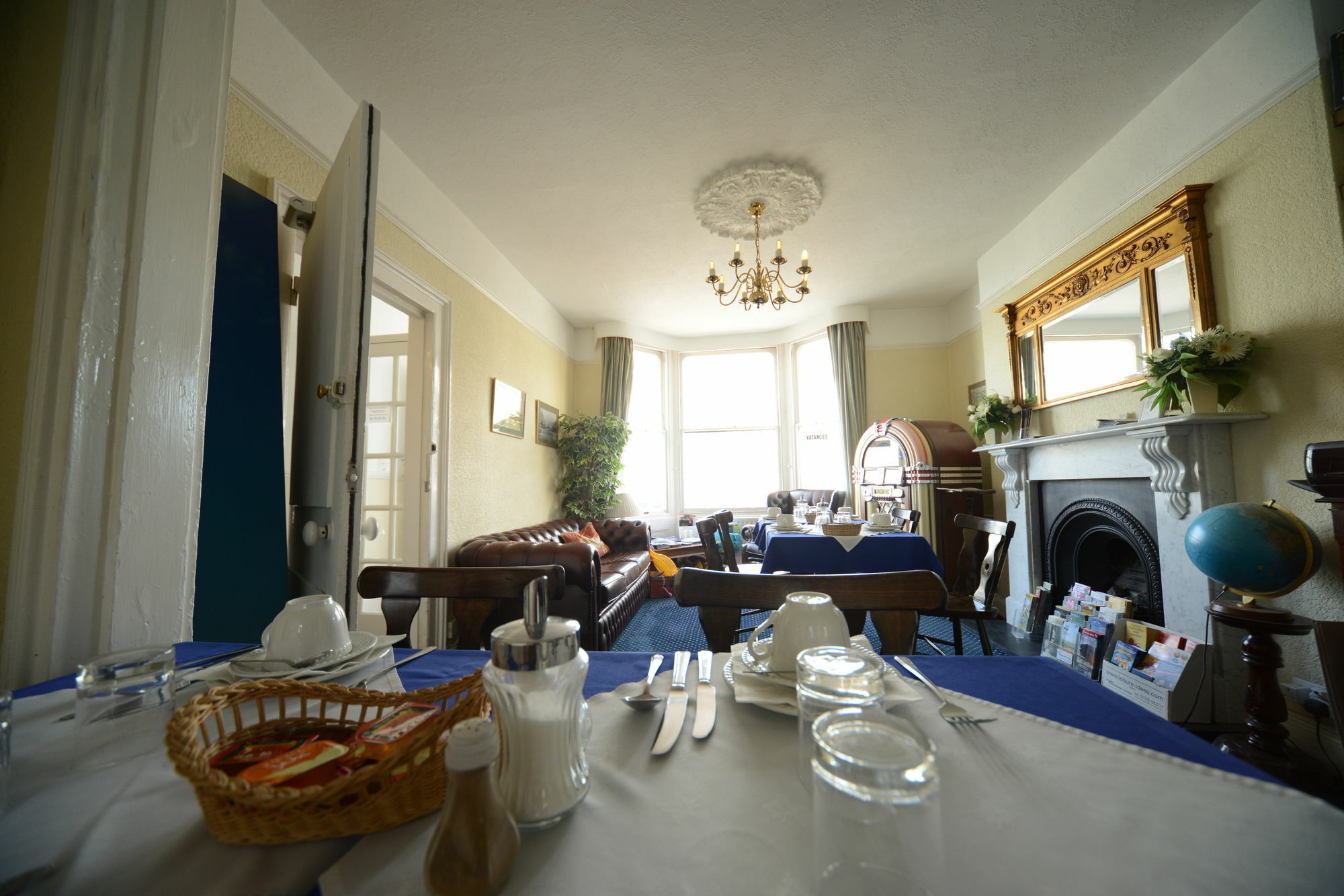 Hotel Marine View à Hove Extérieur photo